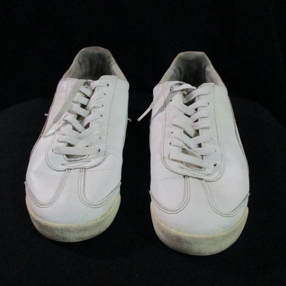 Puma White Sports Athletic Women's or Girl's Shoes Size 6 -- Final Price - Picture 5 of 8